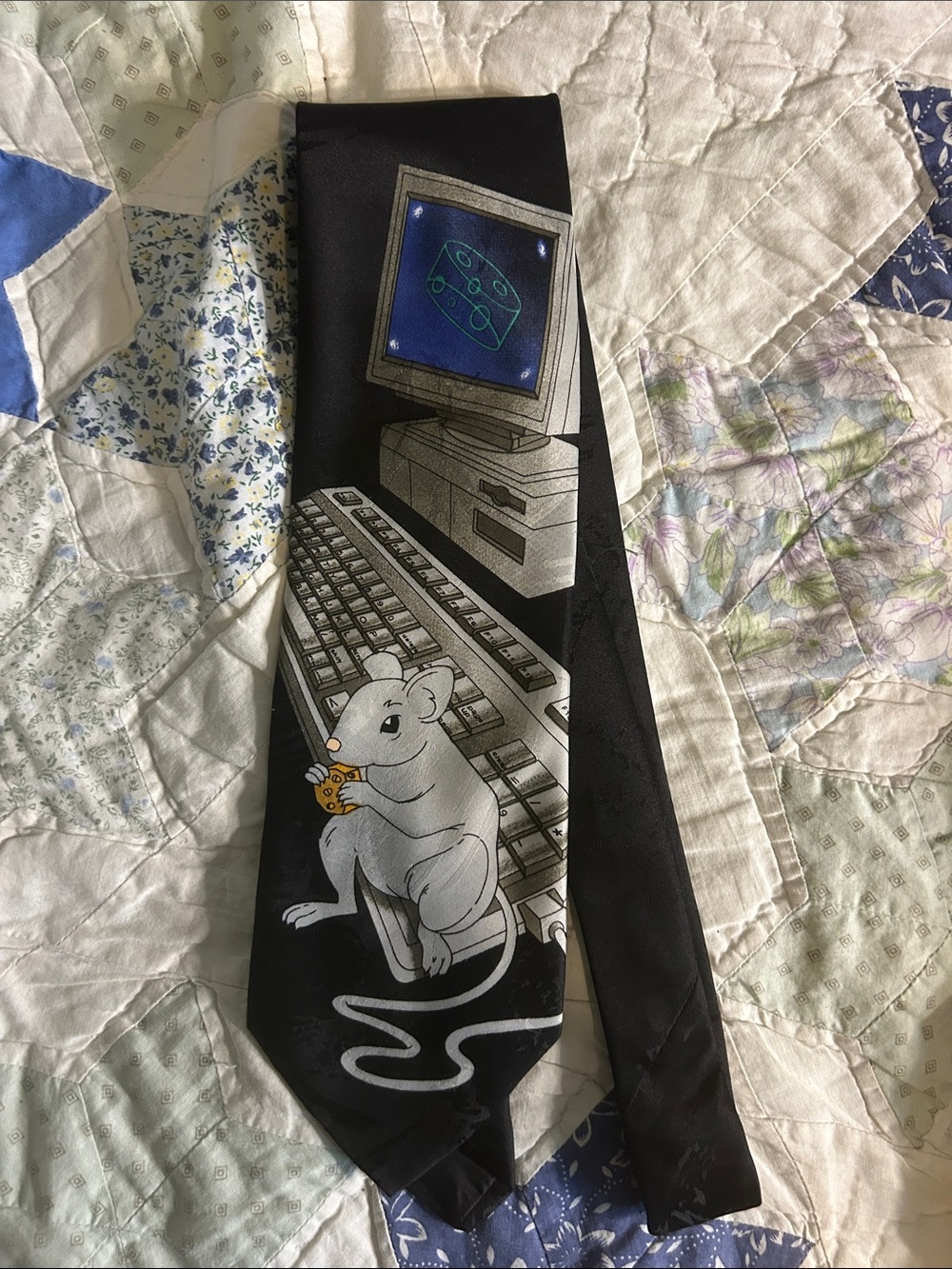 Addiction Men’s Tie with Mouse and Computer